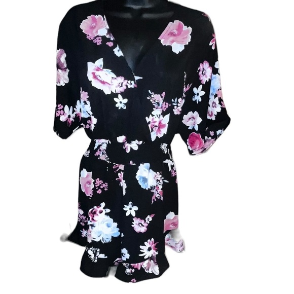 Liberty Love Women’s Shorts Romper size L - Picture 3 of 13